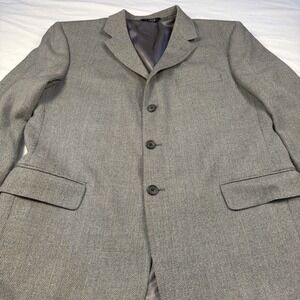 Jos A Bank Men's 44R Blazer 100% Wool Gray Herringbone Jacket Sport Coat